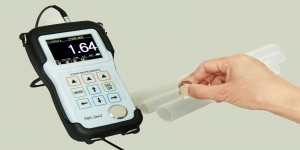 小管徑PEFT塑料管厚度實測小視頻！